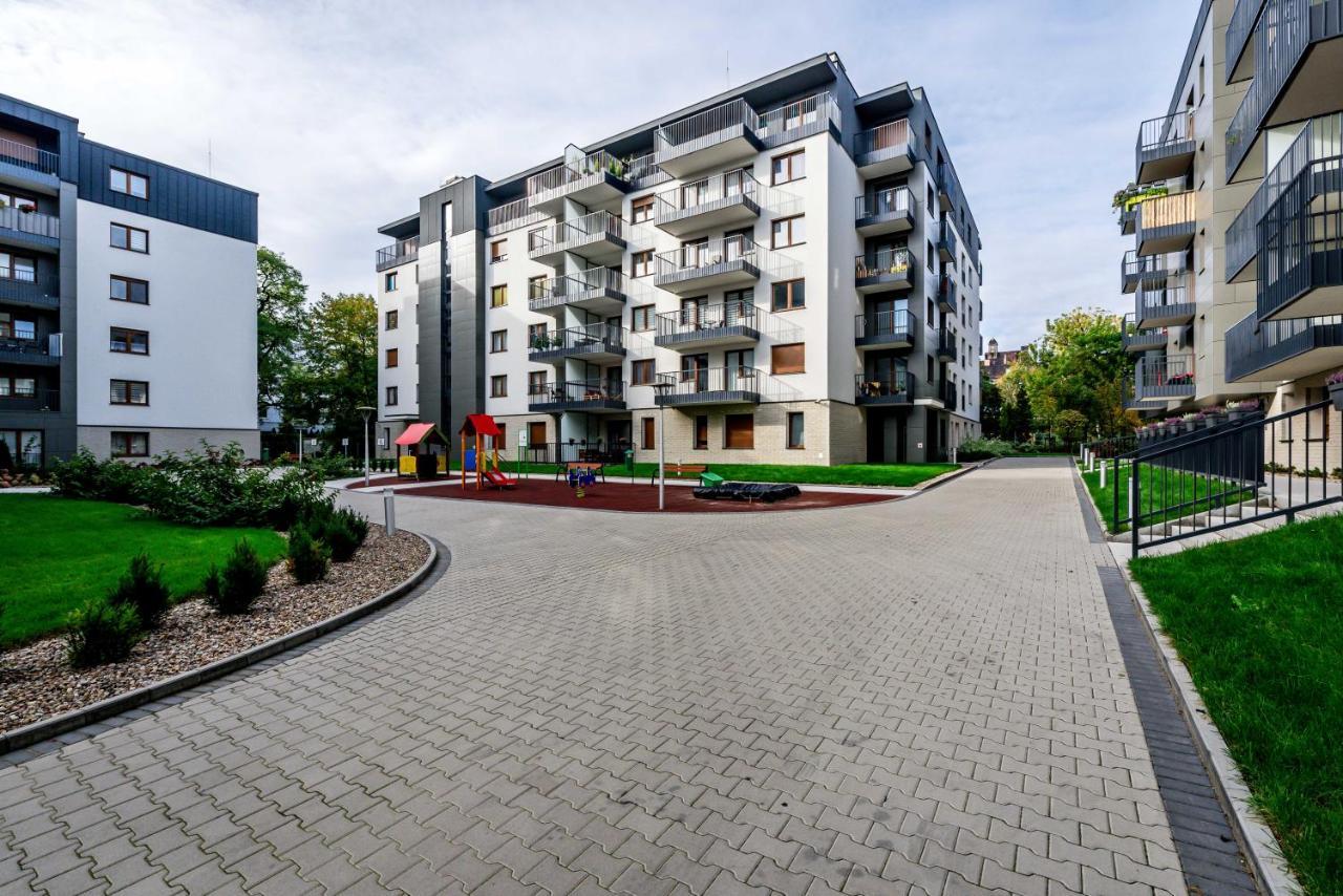Apartament Targi Z Garazem I Silownia Познань Экстерьер фото